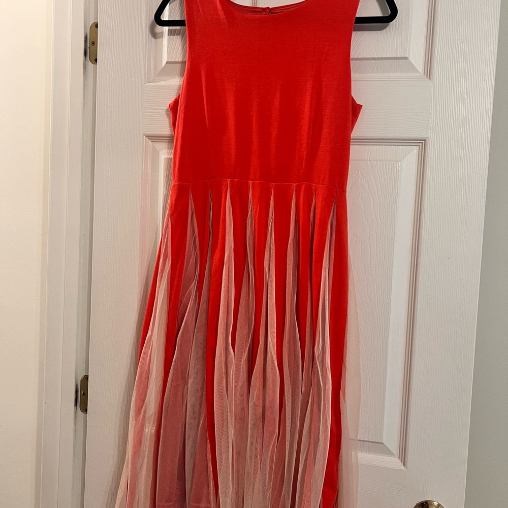 Chic Red and White Midi Dress